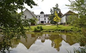 Le Domaine Du Chateau Blanc A 10 Minutes De Paira Daiza